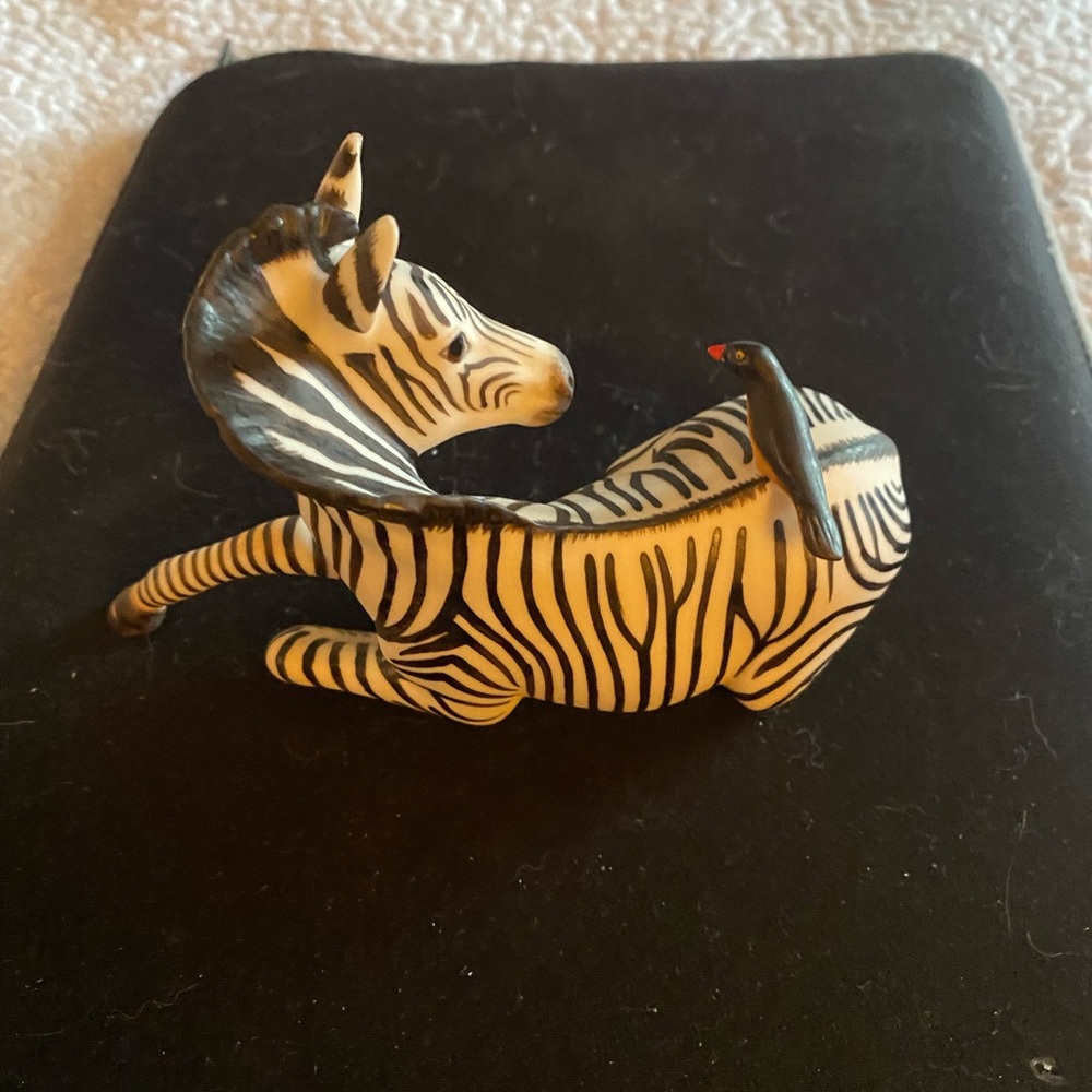Franklin Mint “Happy Landing” Figurine - Picture 5 of 7